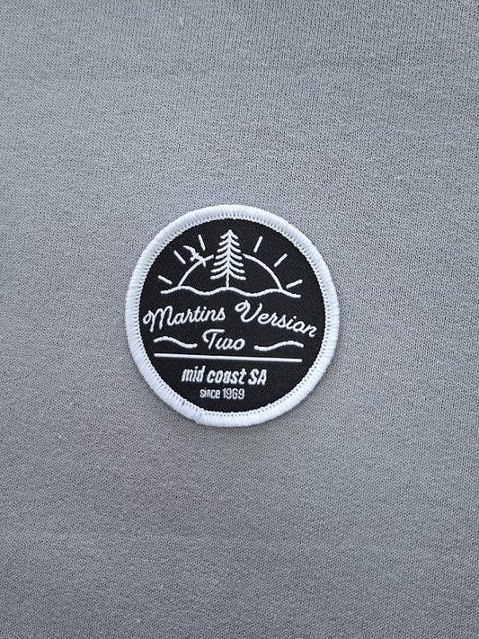 Mv2 Patch logo crewneck (Offwhite)